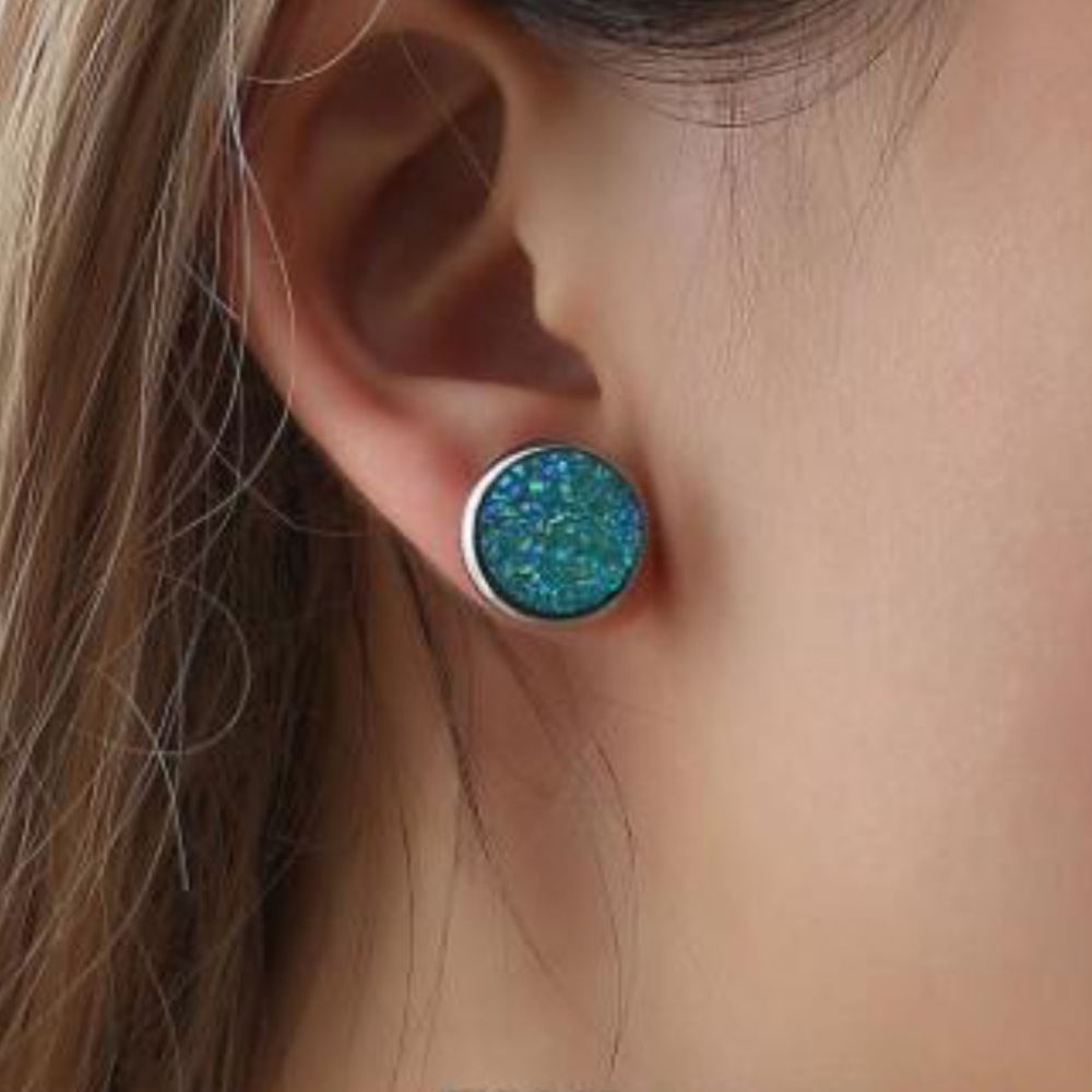Dainty Druzy Round Earrings - Picture 2 of 8